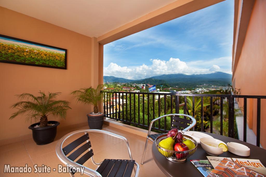 Lion Hotel & Plaza Manado Exterior photo